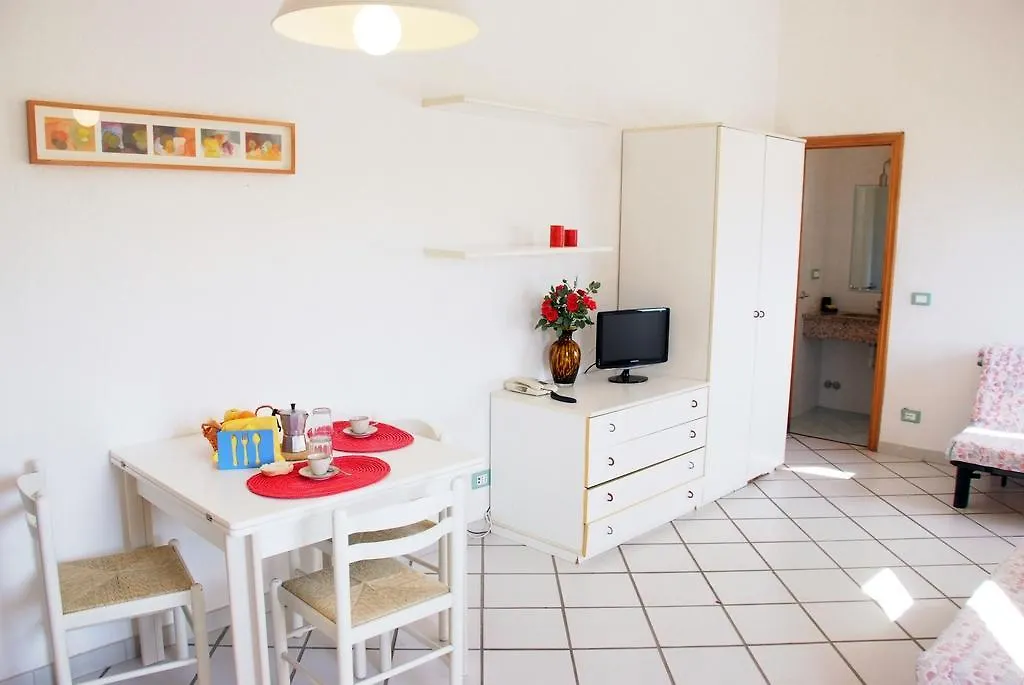 Residence Della Luna Porto Azzurro Aparthotel